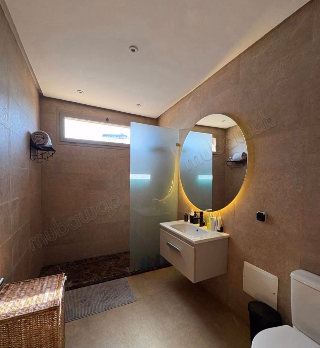 Affitto villa di alto standing a Dar Bouazza. 3 camere piacevoli. Aria condizionata e piscina