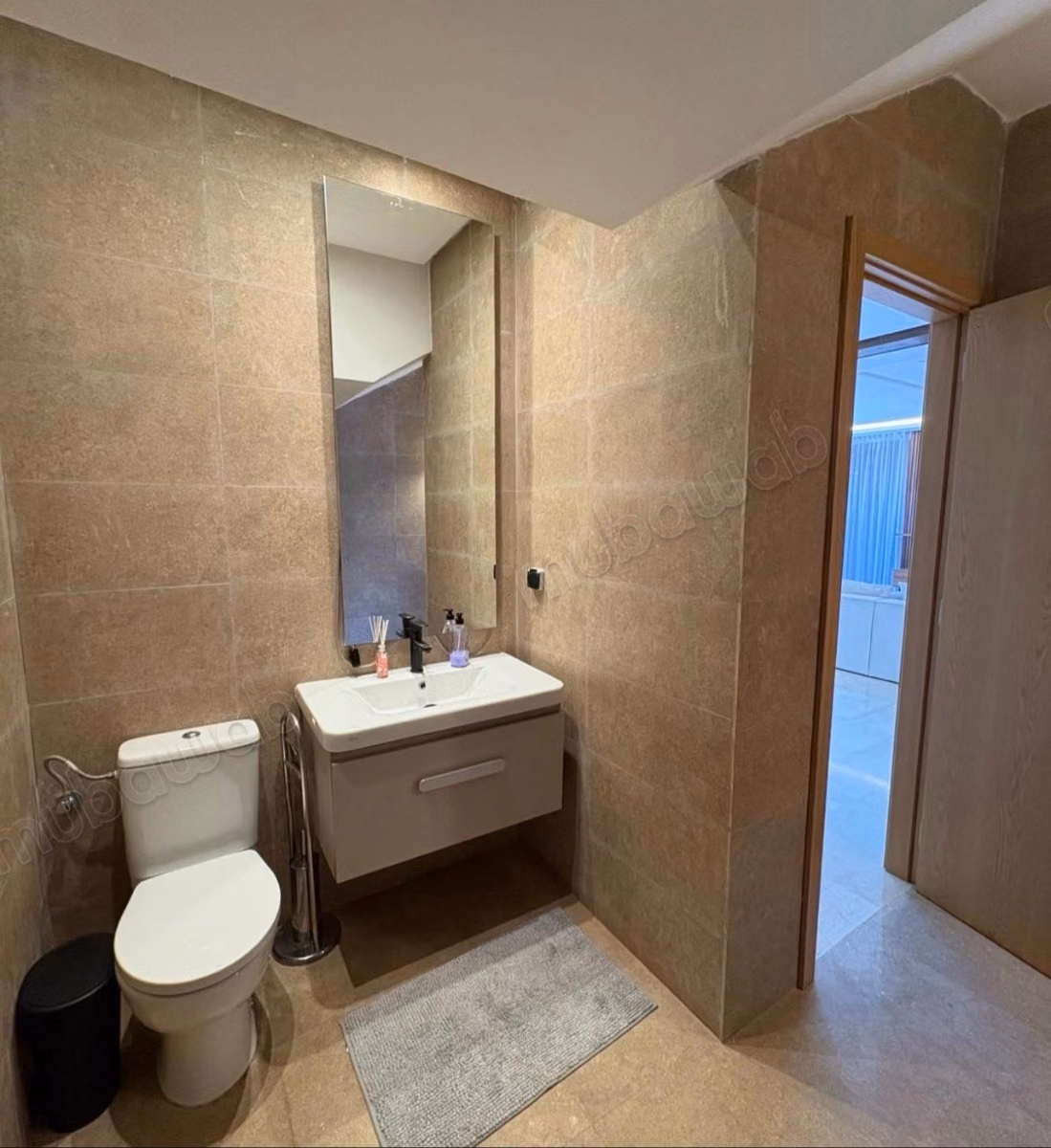 Affitto villa di alto standing a Dar Bouazza. 3 camere piacevoli. Aria condizionata e piscina