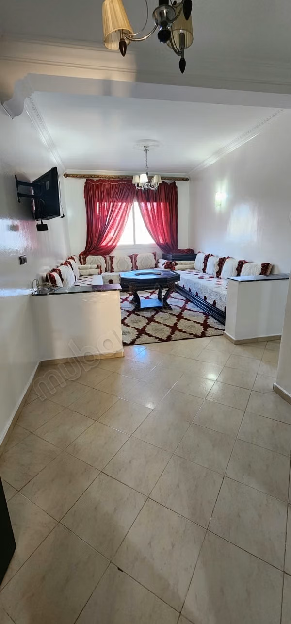 Appartement à vendre 2 chambres compl mostakbal