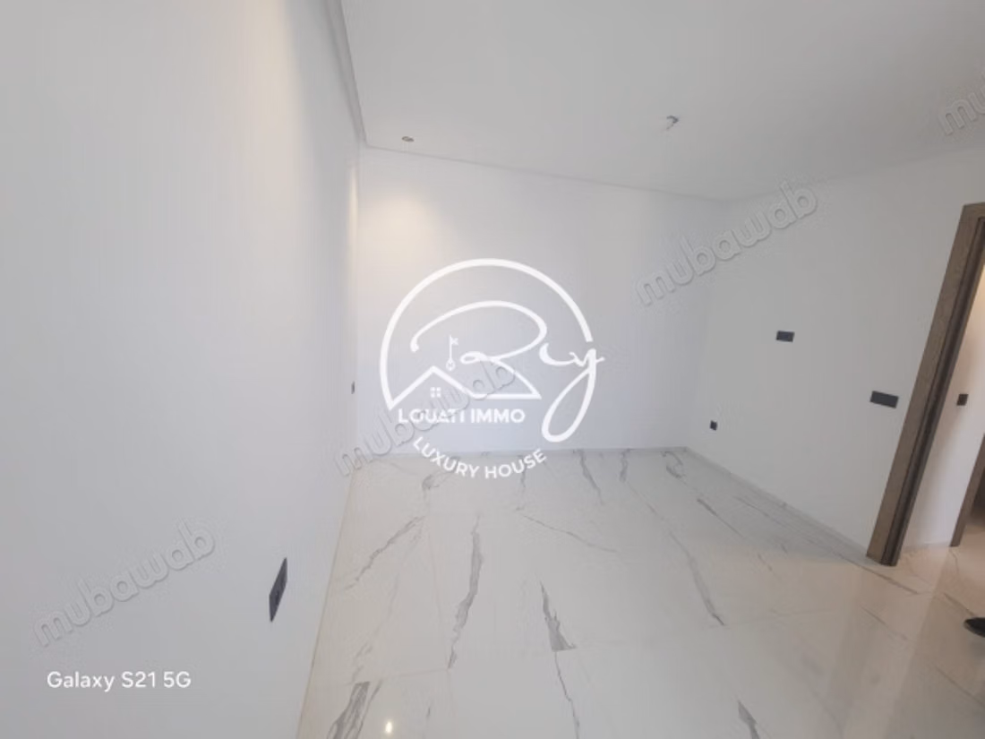 A vendre un appartement s2 avec terrasse à la Sou