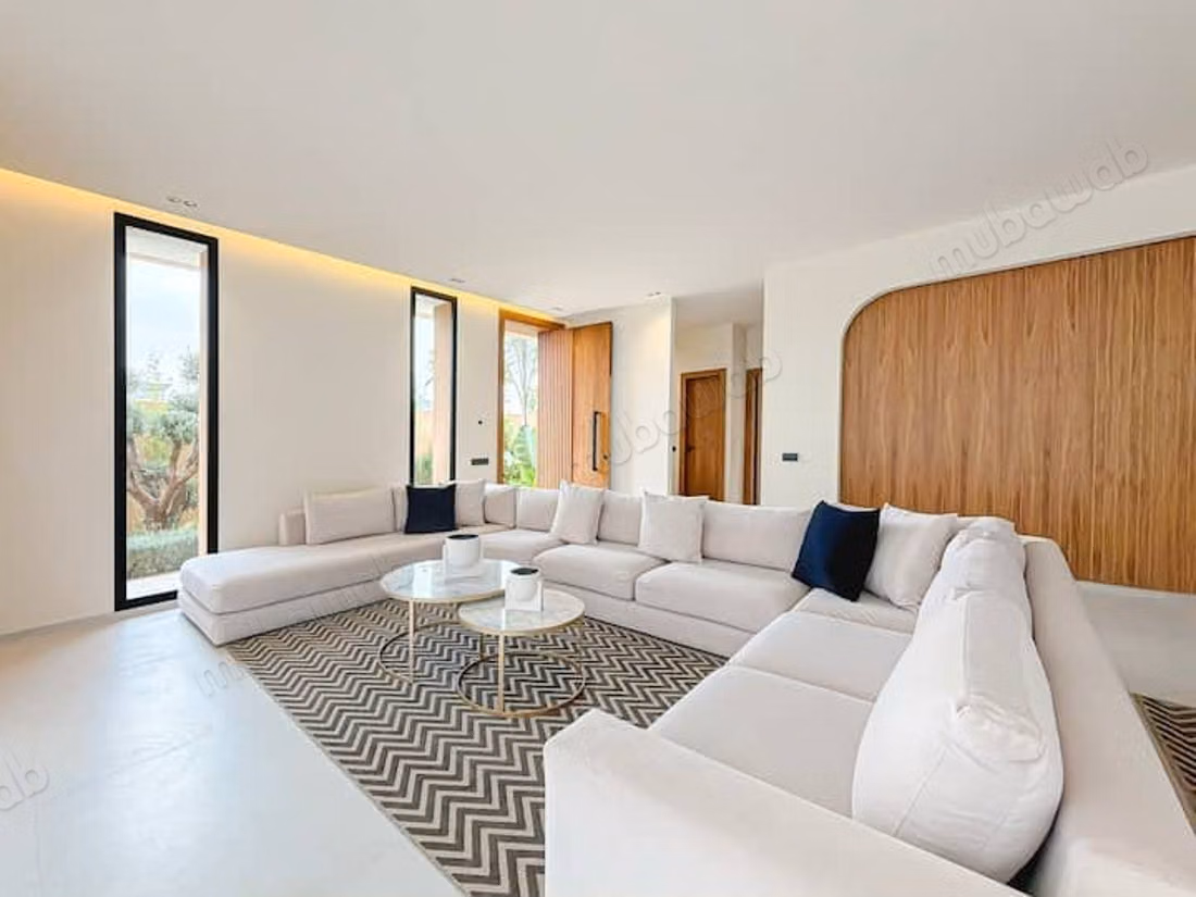 Location villa de haut standing à 5 chambres Meub