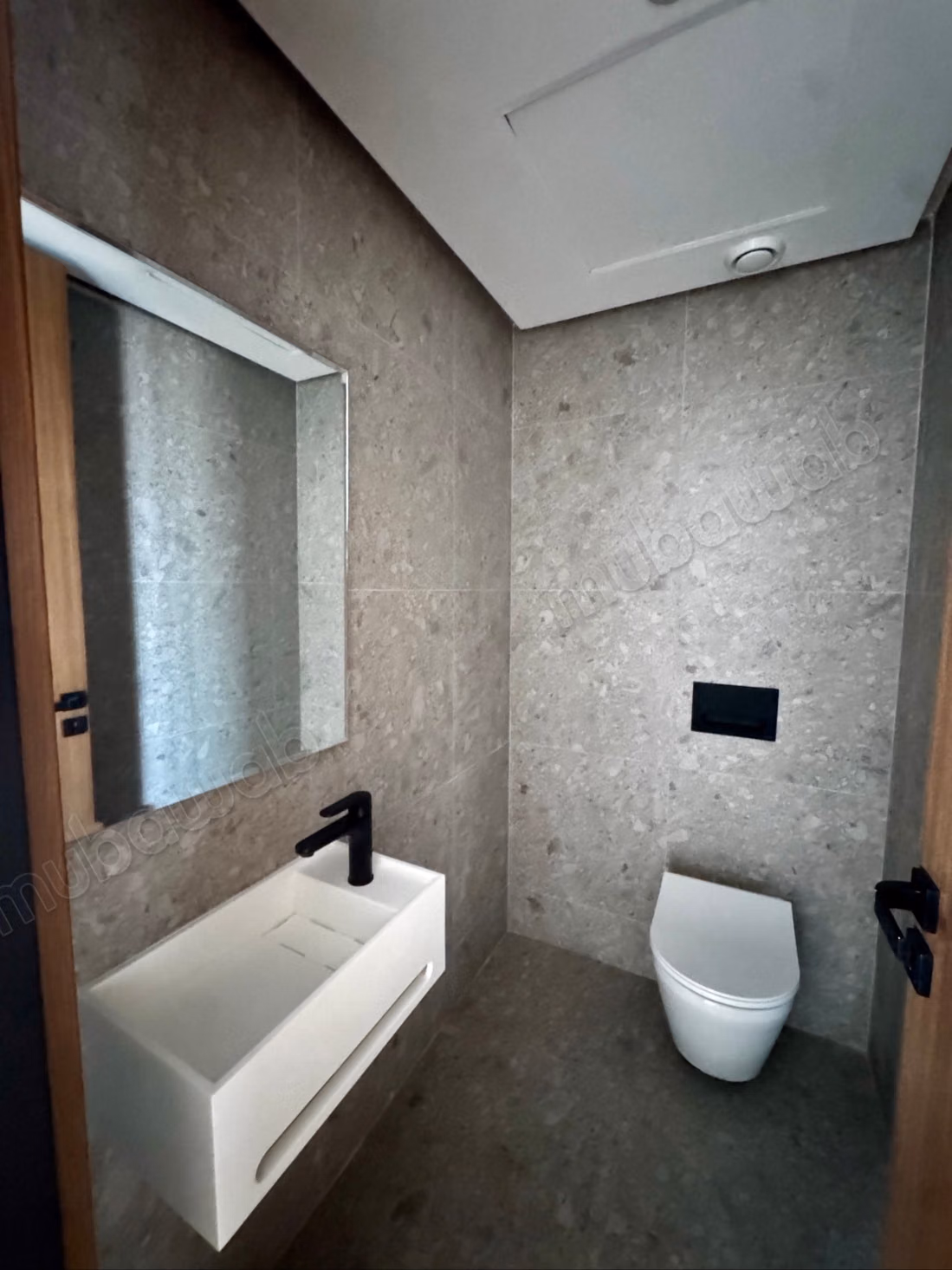 À LOUER — Appartement 3 CH en étage élevé, sans vis à vis, CFC