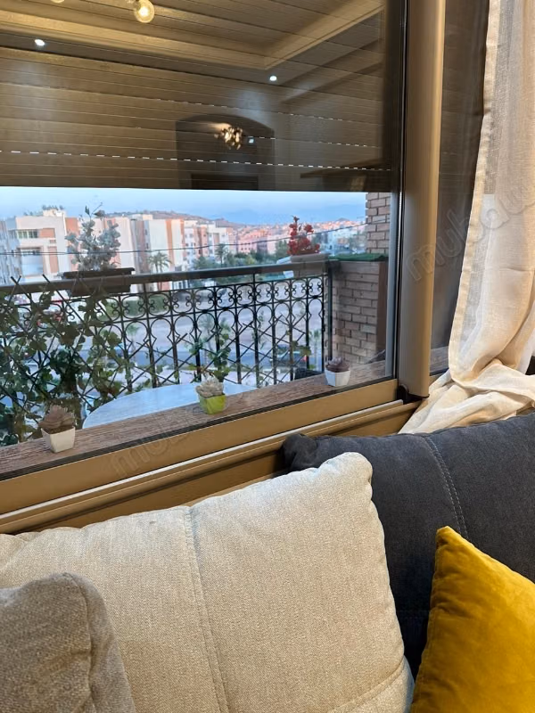 Bell'appartamento in affitto a Ouasis. 1 camera da letto. Ben arredato
