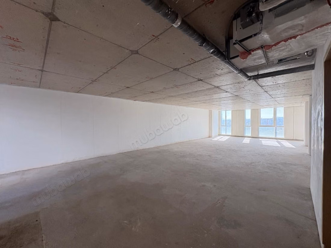 Plateau bureau à louer 180 m² 
CFC