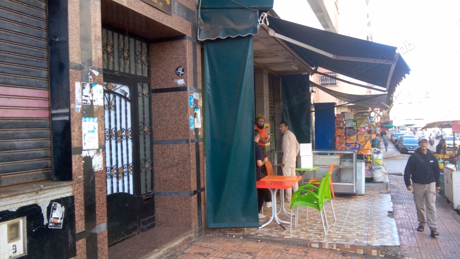 Propriétés commerciales à vendre à Al-Makinsiya. Surface 93 m²