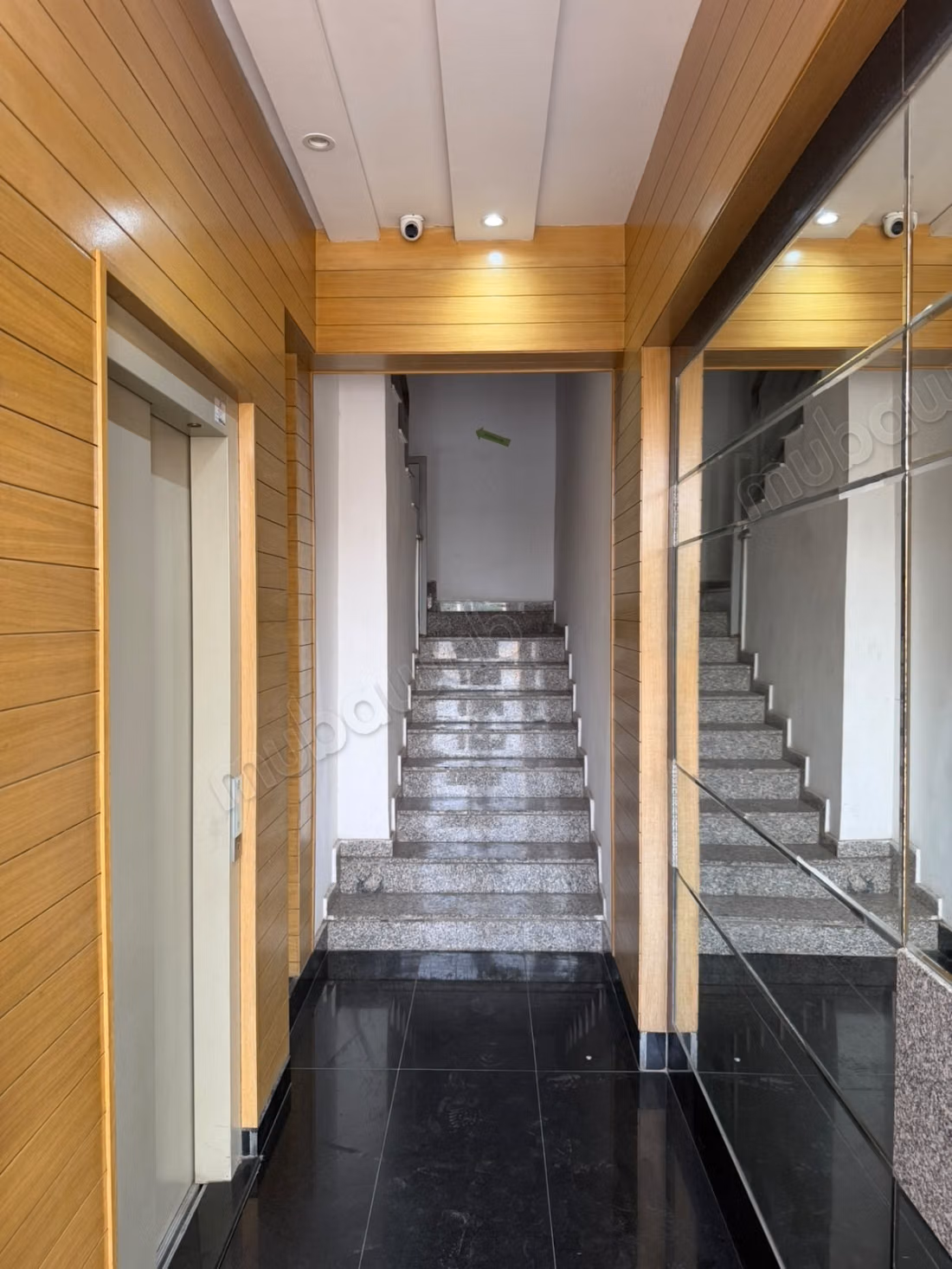 Plateau de bureaux à louer 144 m² 
Sidi Abderrahmane