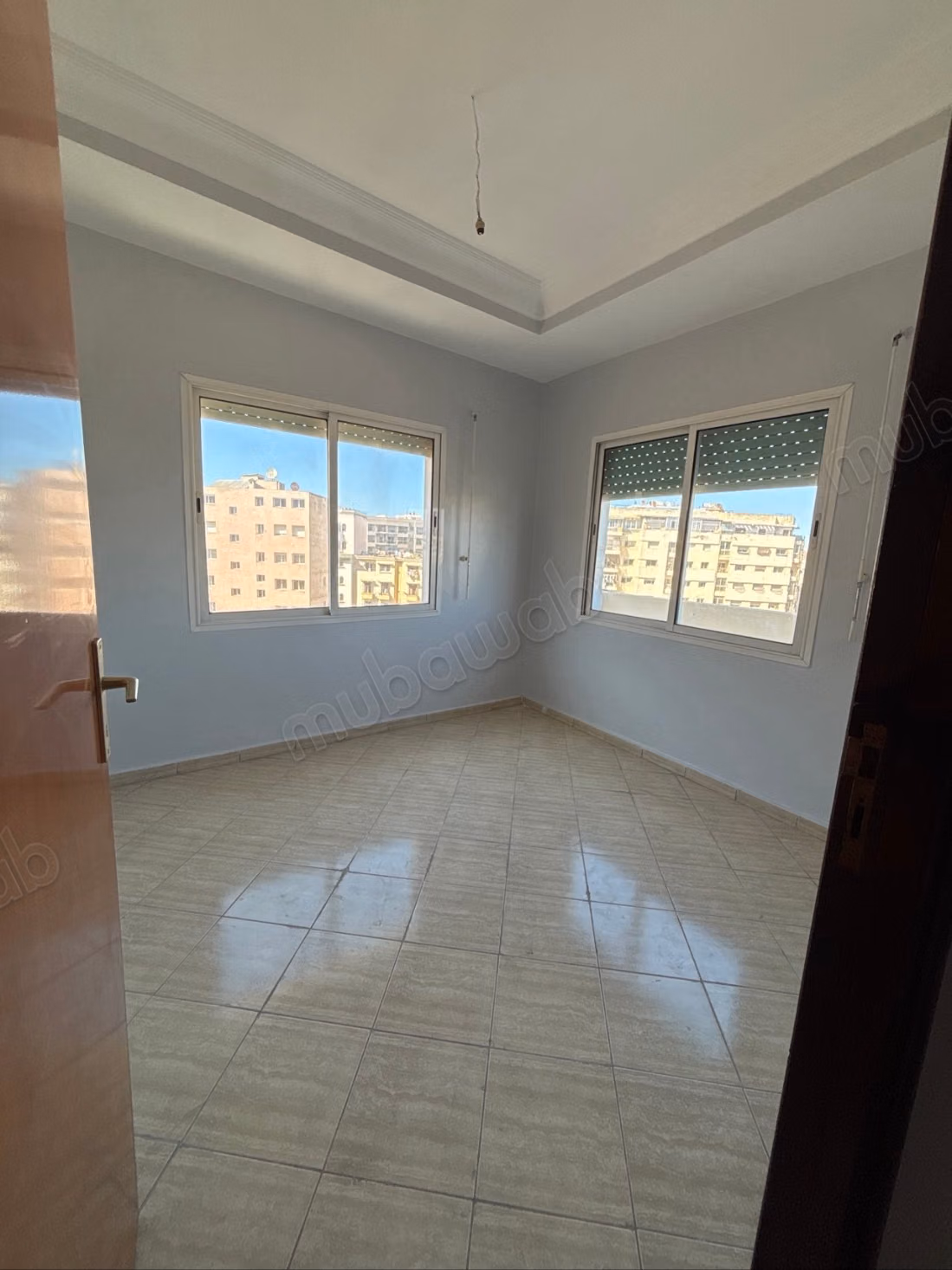 Très bel appartement en location à Derb Omar. 
2 belles chambres. 
Ascenseur et terrasse
