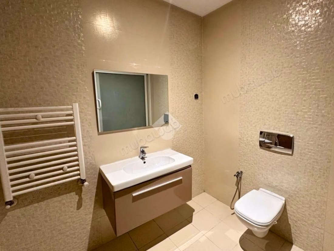A hall 3 is available for rent