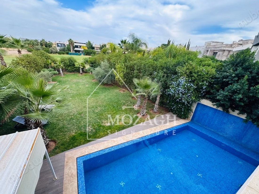 Magnifique villa avec piscine – Argan Golf Resort
