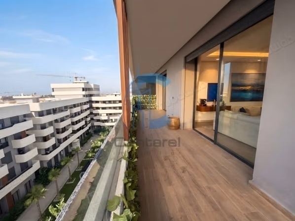 À louer studio avec terrasse à californie