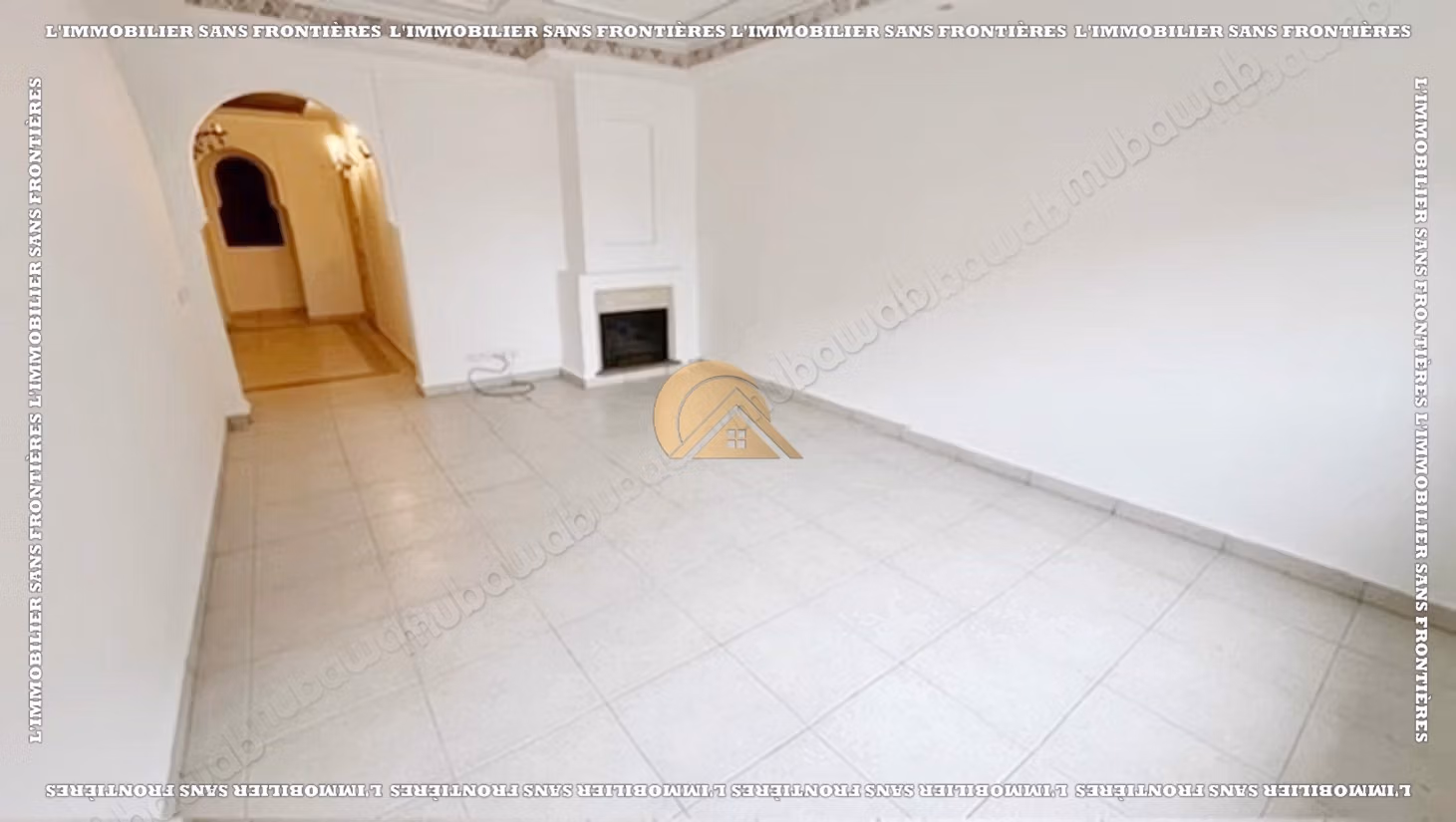 Appartement vide à louer à Camp El Ghoul