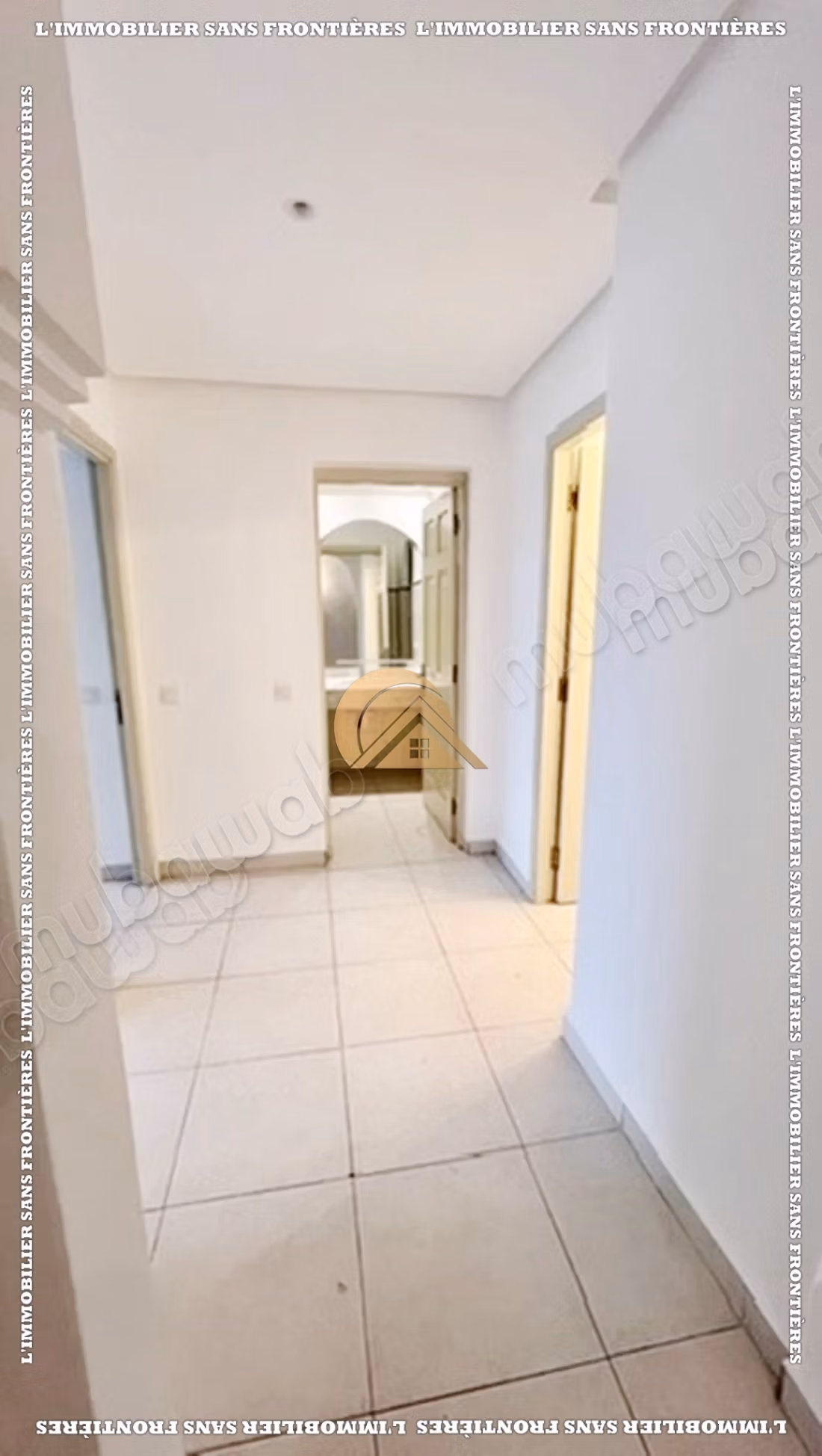 Appartement vide à louer à Camp El Ghoul