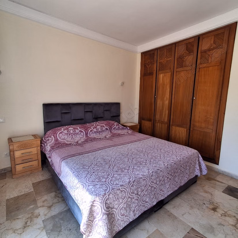 À louer Magnifique appartement de 220 m²