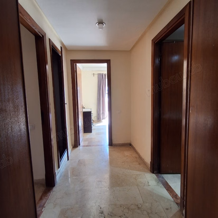 À louer Magnifique appartement de 220 m²