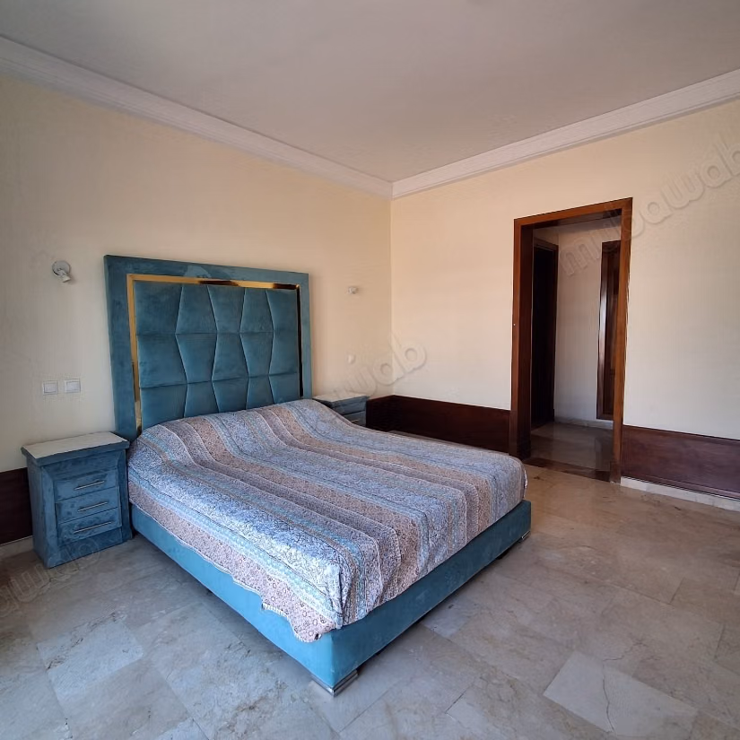 À louer Magnifique appartement de 220 m²