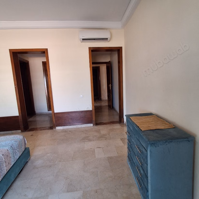 À louer Magnifique appartement de 220 m²