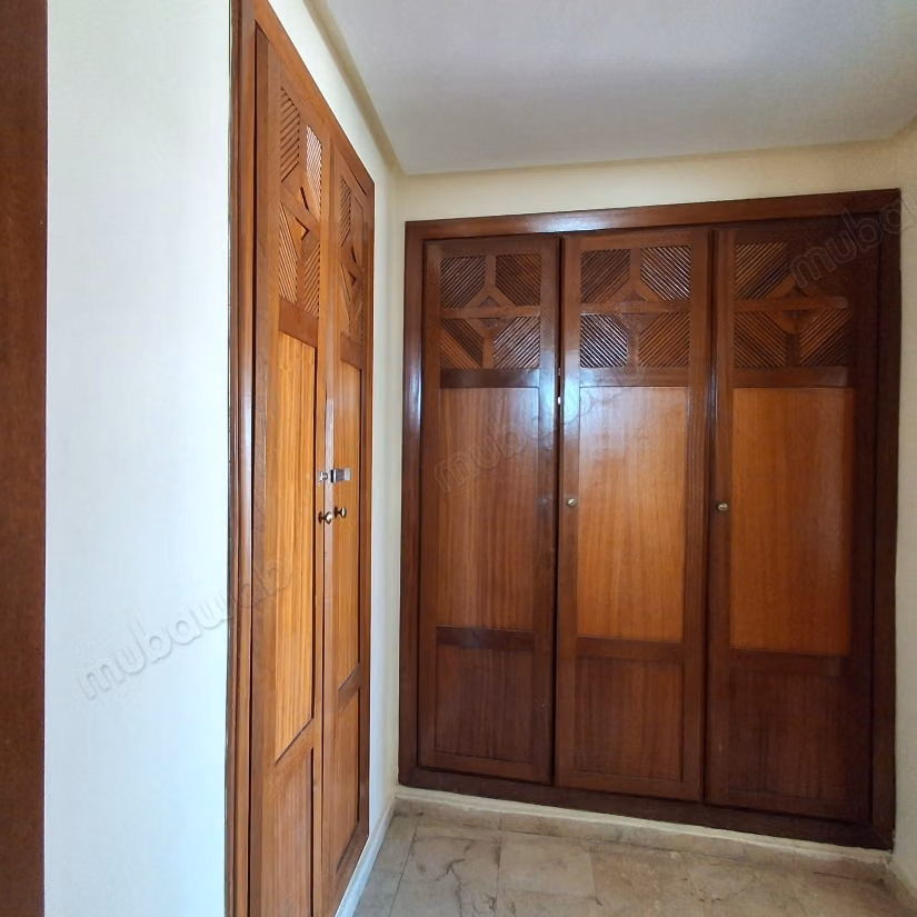 À louer Magnifique appartement de 220 m²