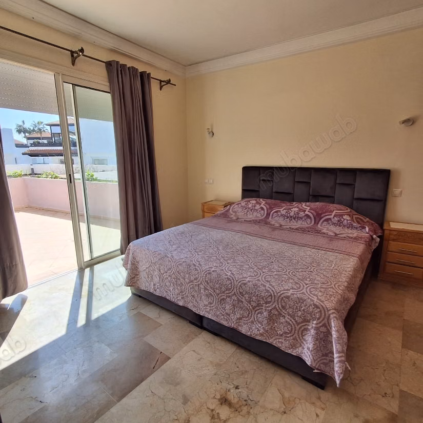À louer Magnifique appartement de 220 m²