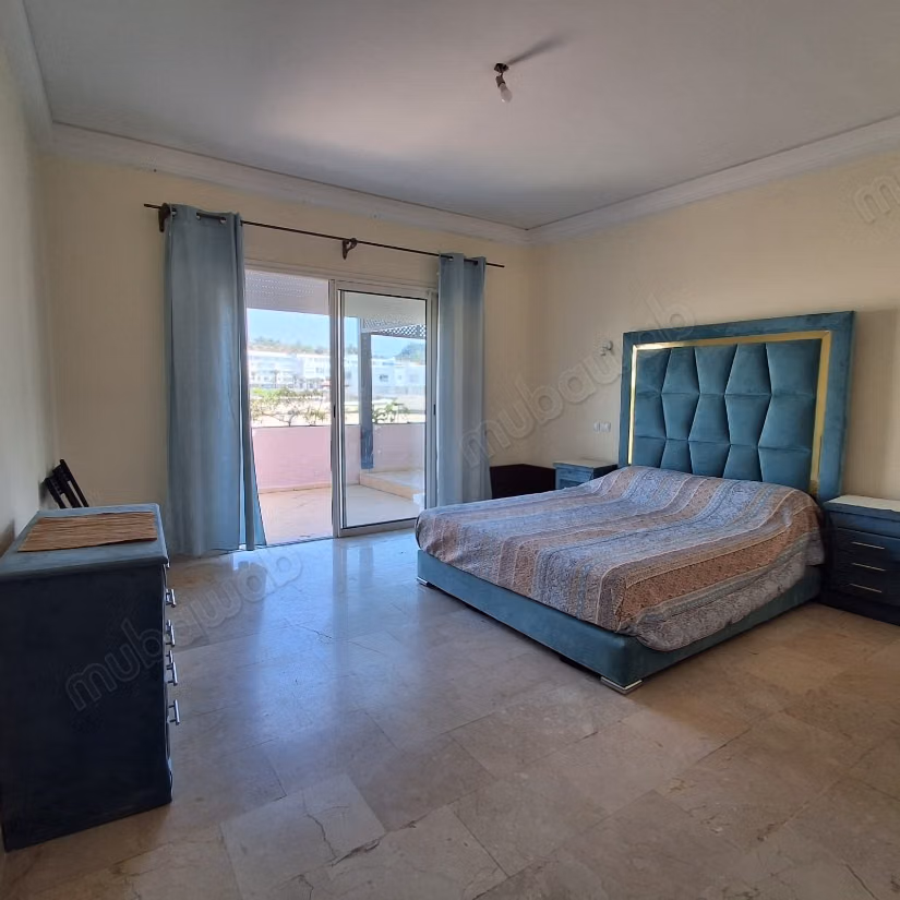 À louer Magnifique appartement de 220 m²
