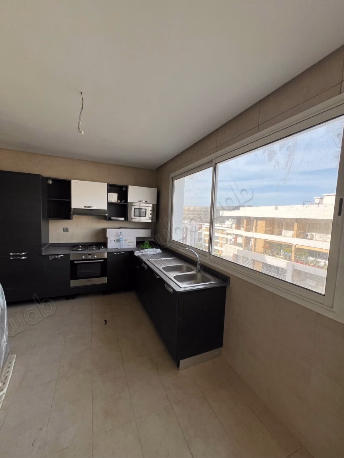Dúplex en alquiler en Prestigia Hay Riyad. 18000