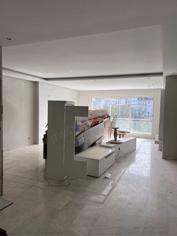Dúplex en alquiler en Prestigia Hay Riyad. 18000