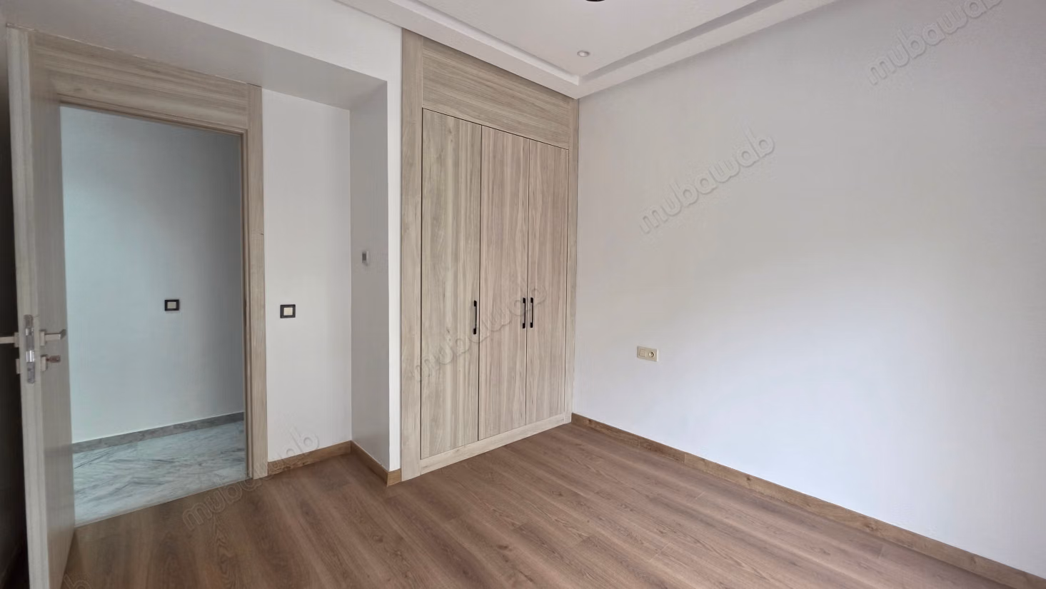 Appartement avec terrasse à Californie à Louer