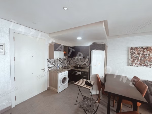 Studio équipé moderne avec balcon ideal invest