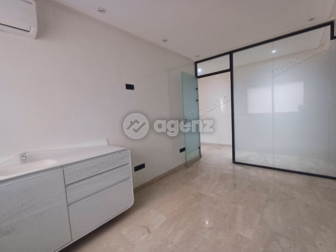 Commerce à louer 198 m² 
Palmier Casablanca
