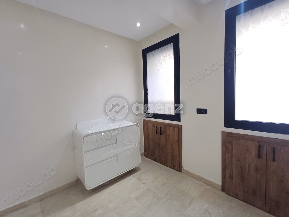 Commerce à louer 198 m² 
Palmier Casablanca