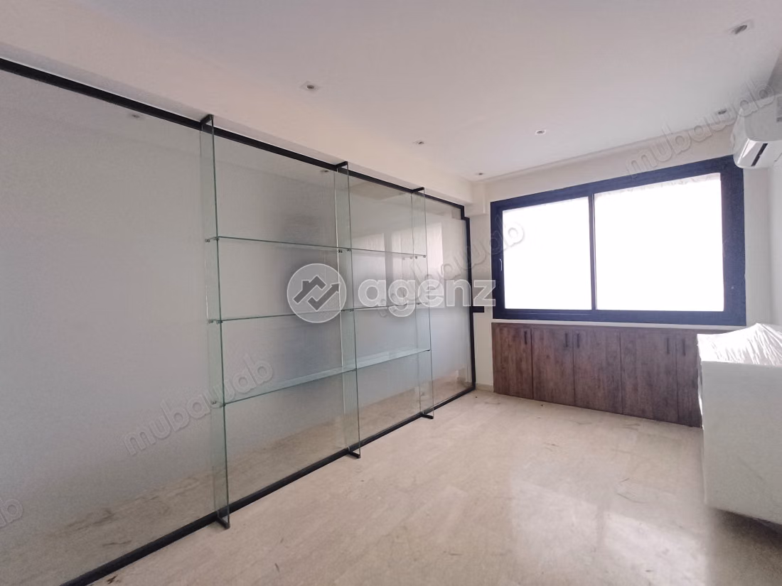 Commerce à louer 198 m² 
Palmier Casablanca