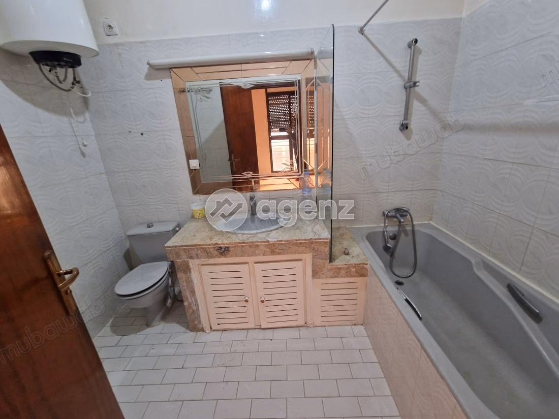 Appartement à vendre 139 m², 3 chambres 
Hamria 
Meknès