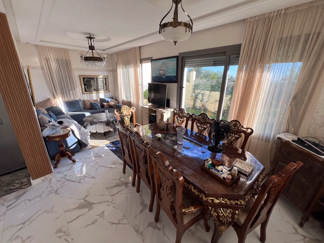 Villa de prestige avec vue panoramique sur mer
