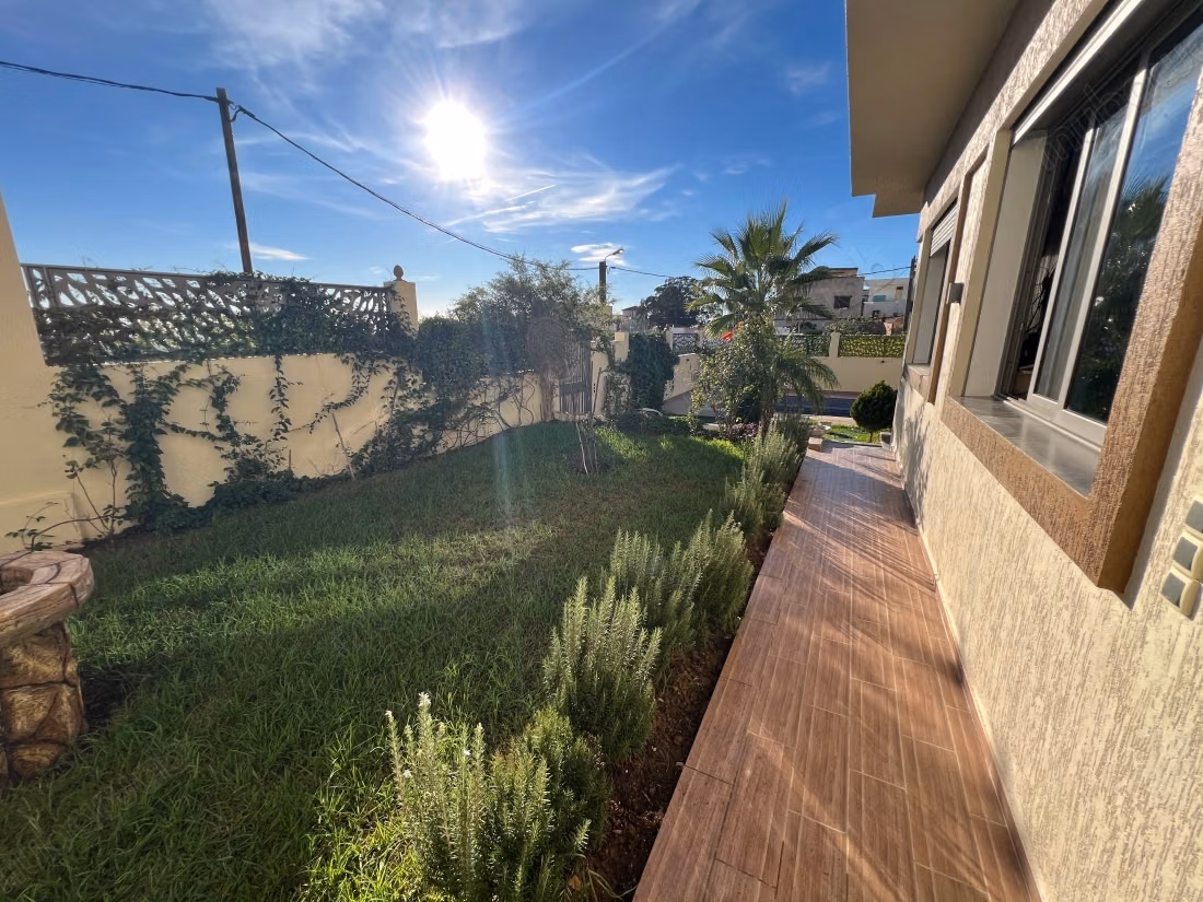 Villa de prestige avec vue panoramique sur mer