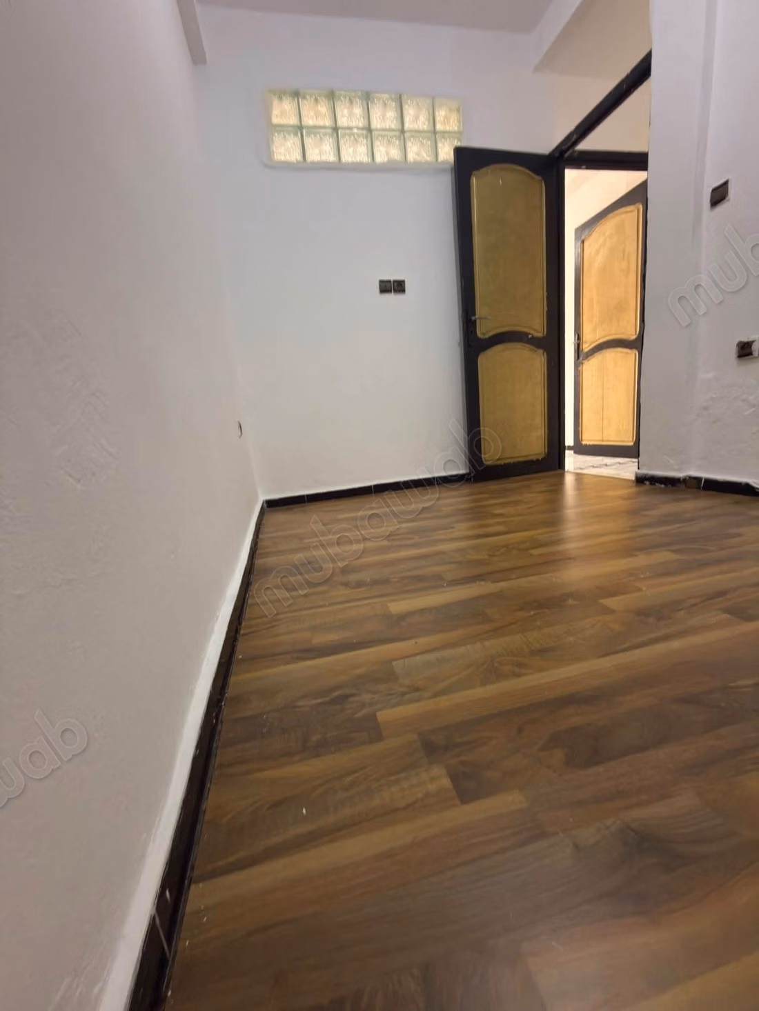 Appartement à louer à Médina. 
2 chambres agréables. 
Concierge