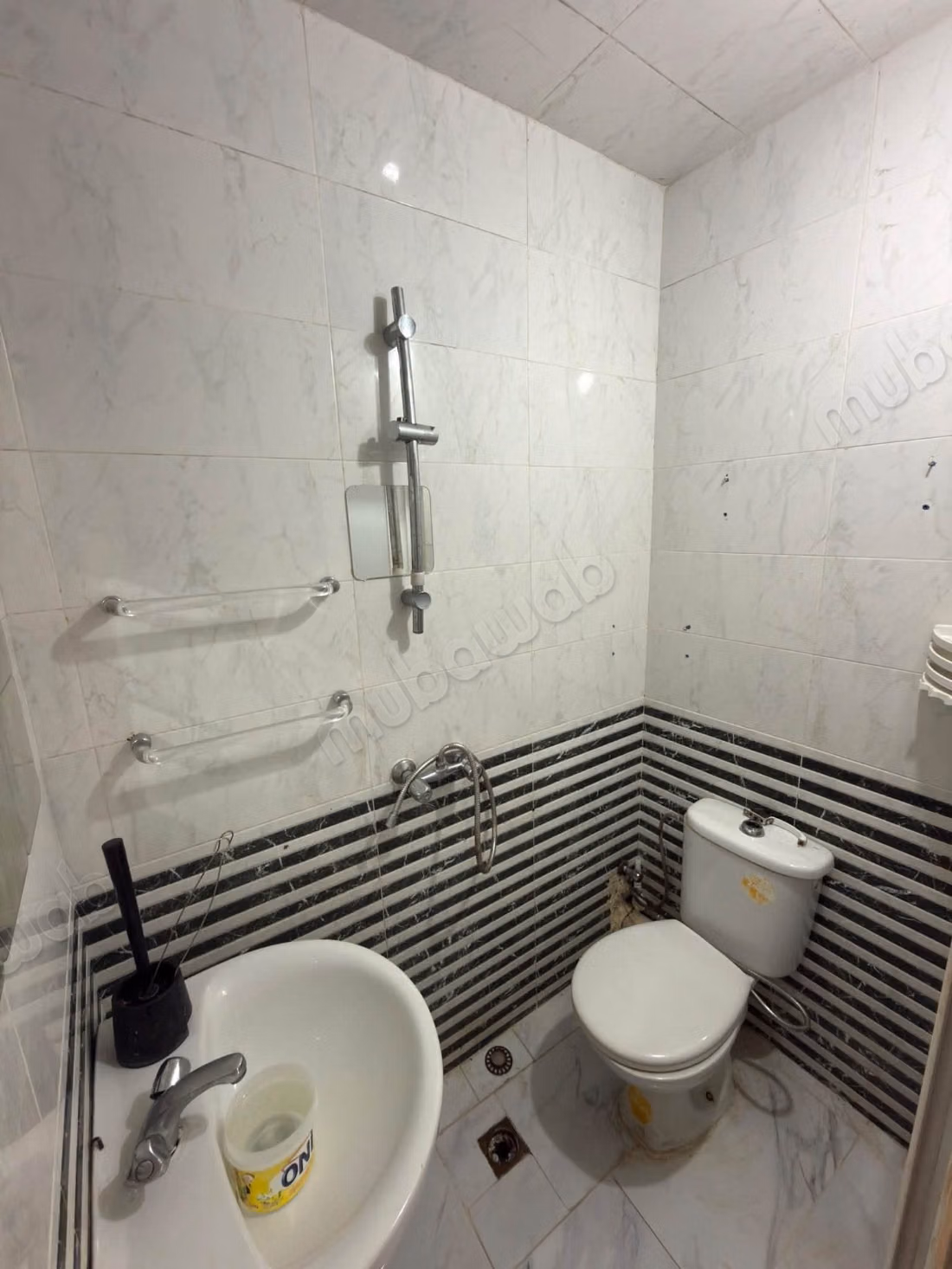 Appartement à louer à Médina. 
2 chambres agréables. 
Concierge