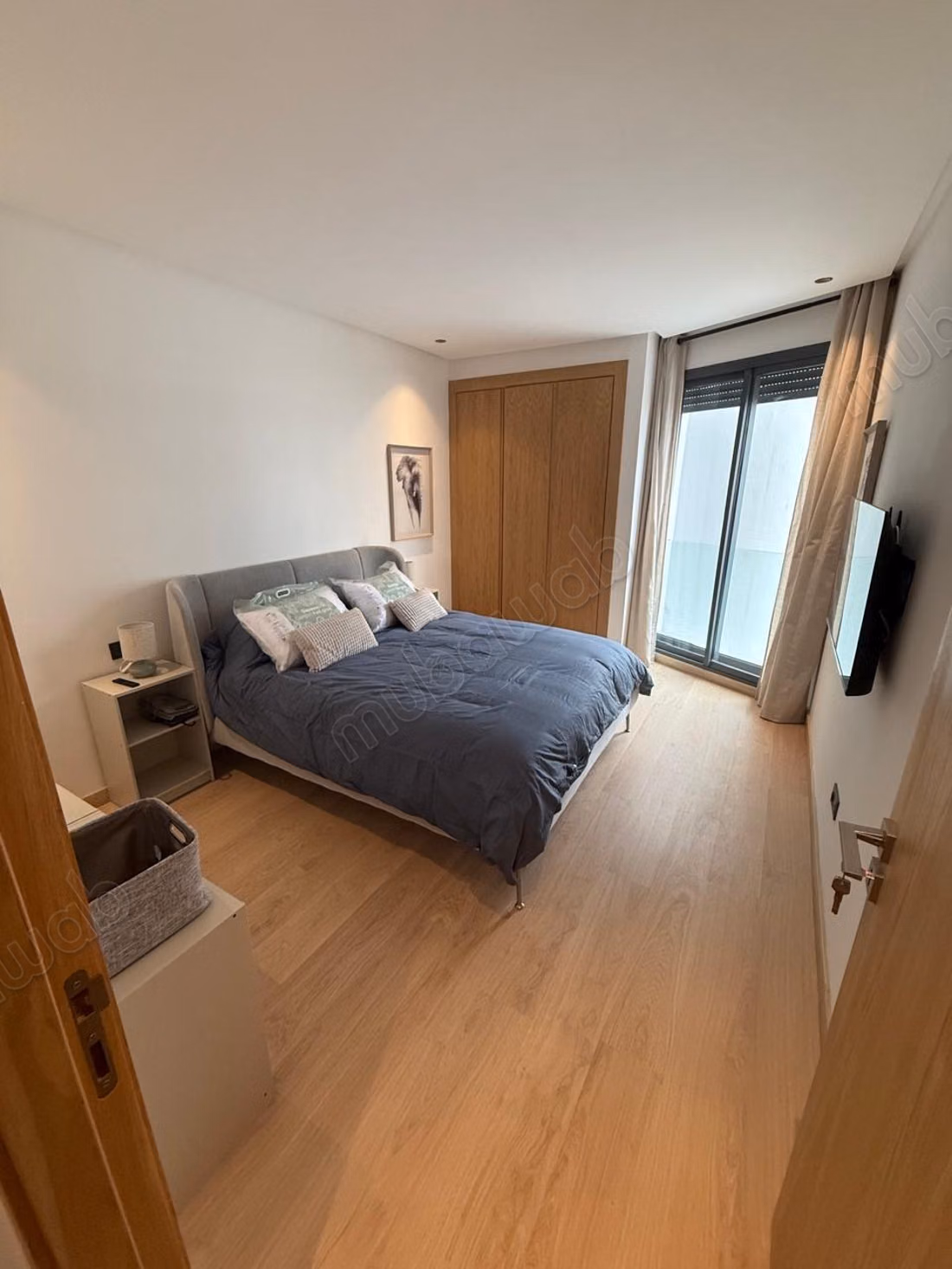 Bel appartement en location à Les princesses. 
1 chambre. 
Meublé