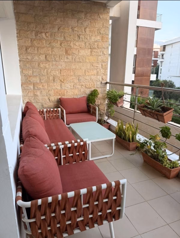 Apartamento en alquiler en Riyad. 3 habitaciones agradables. Amueblado