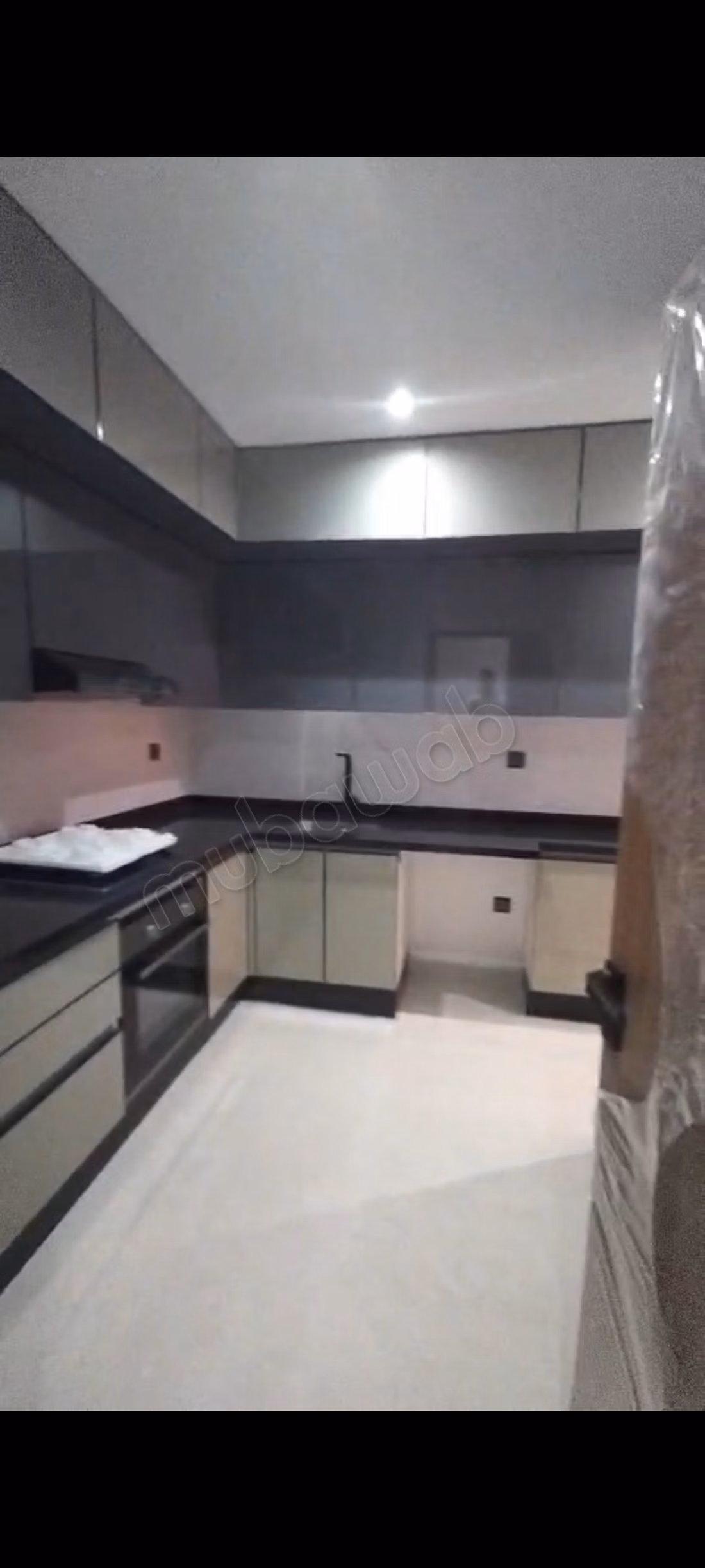 Beautiful apartment on the 3rd floor in Charaf
