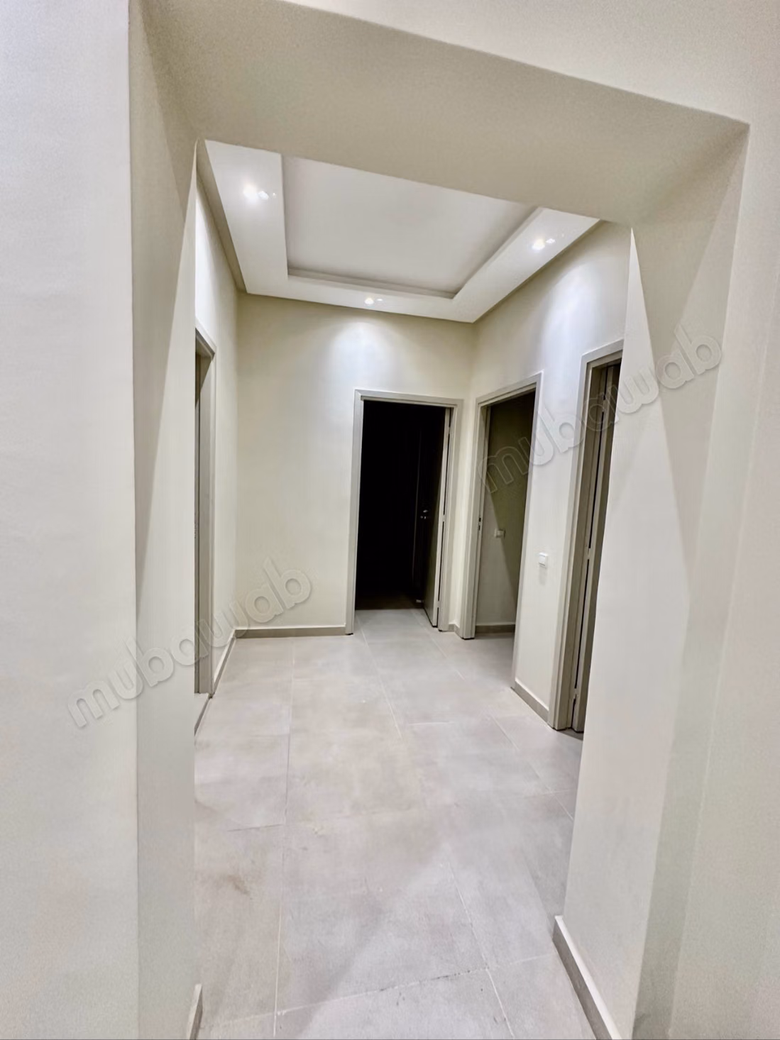 Huur dit appartement in Amerchich. 3 mooie slaapkamers. Met lift