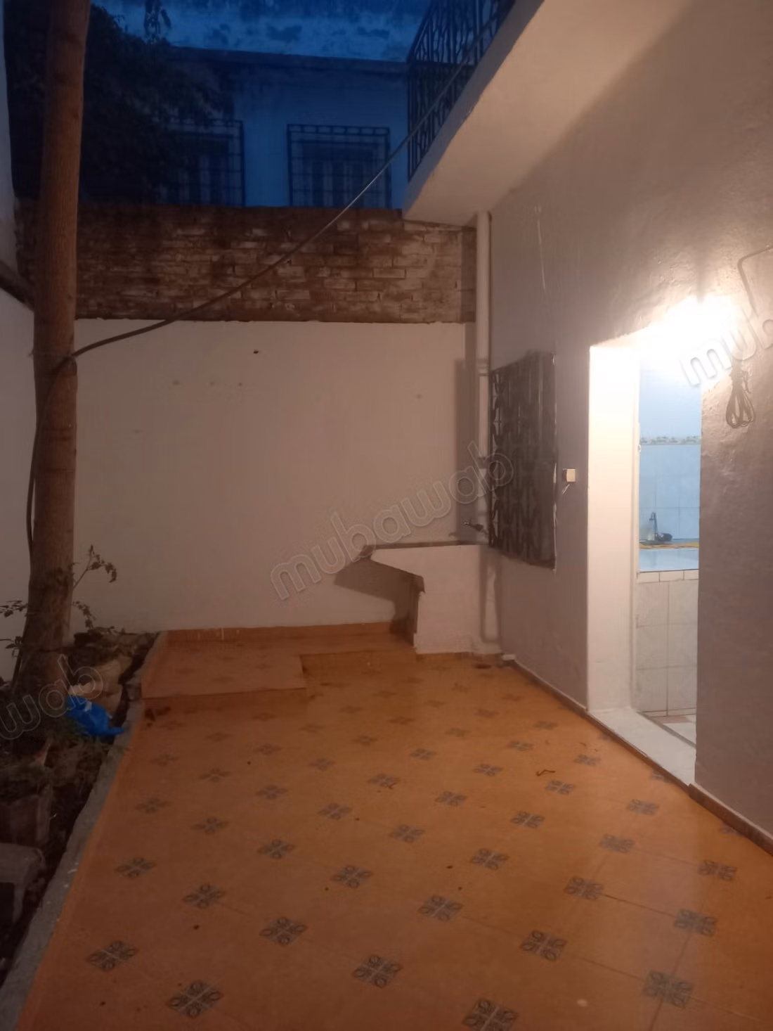 للطالبات او الممرضات 
Appartement à louer à Saniat Errmel. 4 grandes pièces
