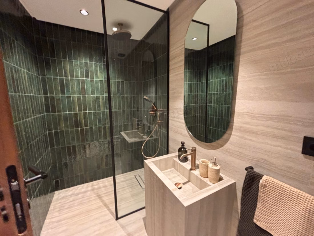 Appartamento in vendita nell'Oasi. Superficie totale di 40 m². Con ascensore e terrazza