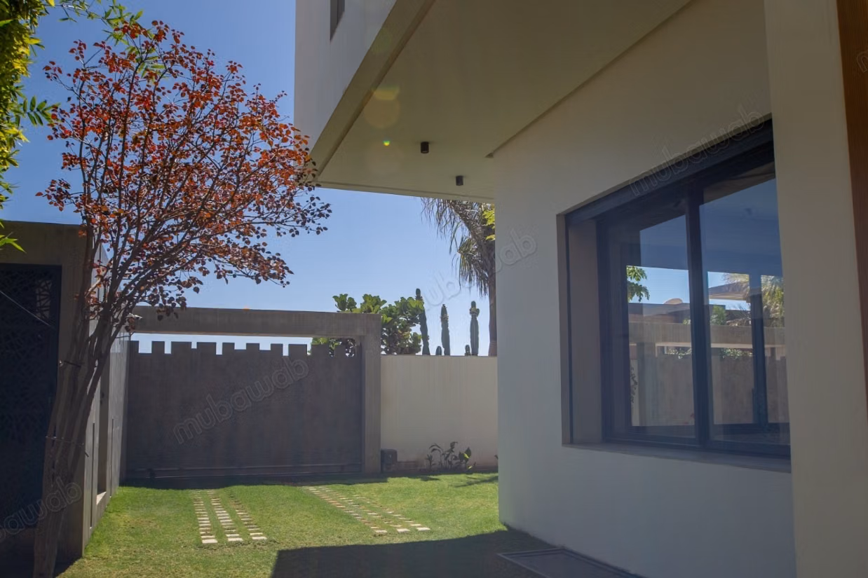 Luxe villa te koop in Agadir Iligh – 11 Gemeubileerde Kamers