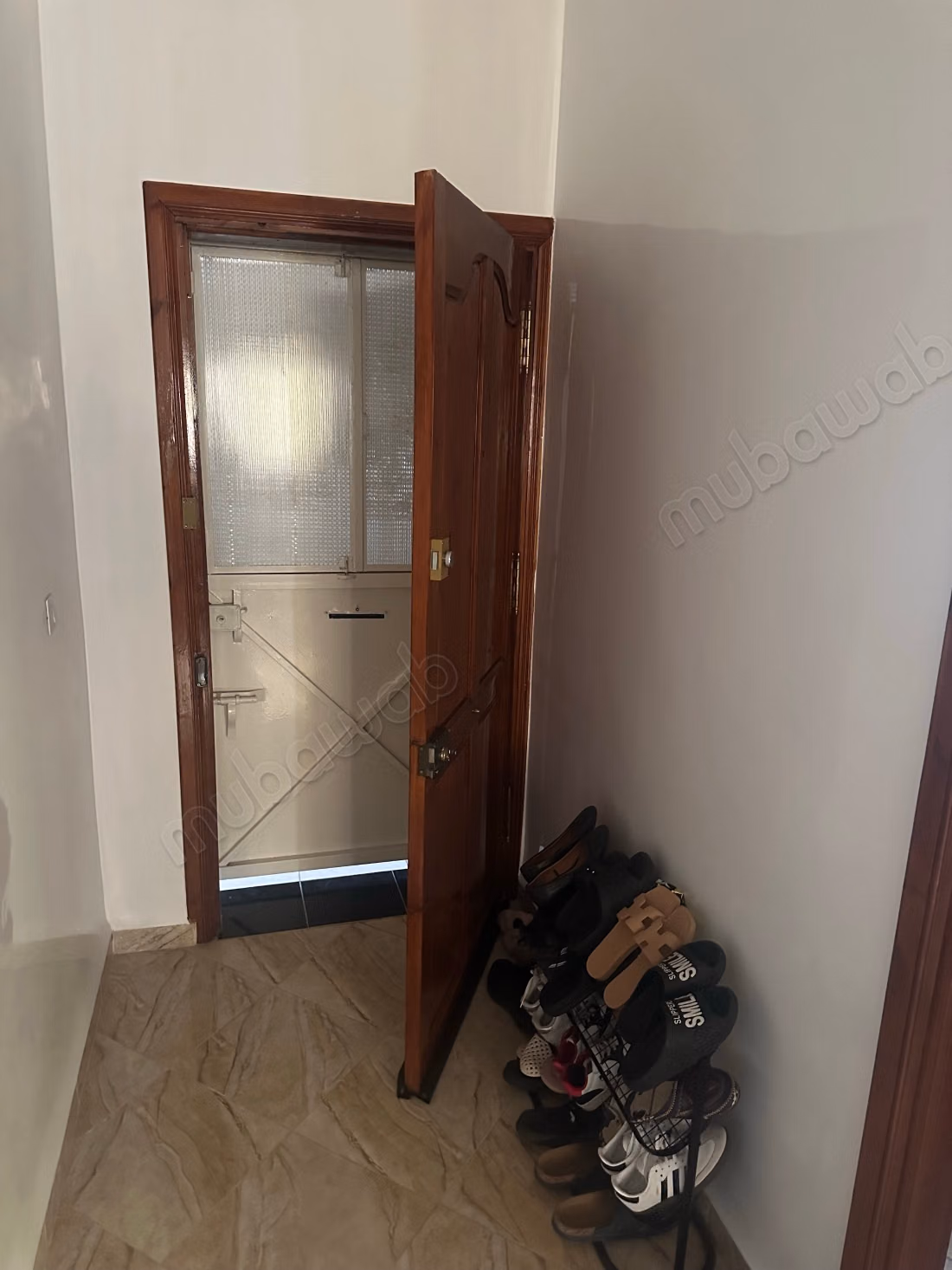 Vente d'un bel appartement à Ksar el Kébir. 
4 grandes pièces. 
Avec ascenseur et terrasse