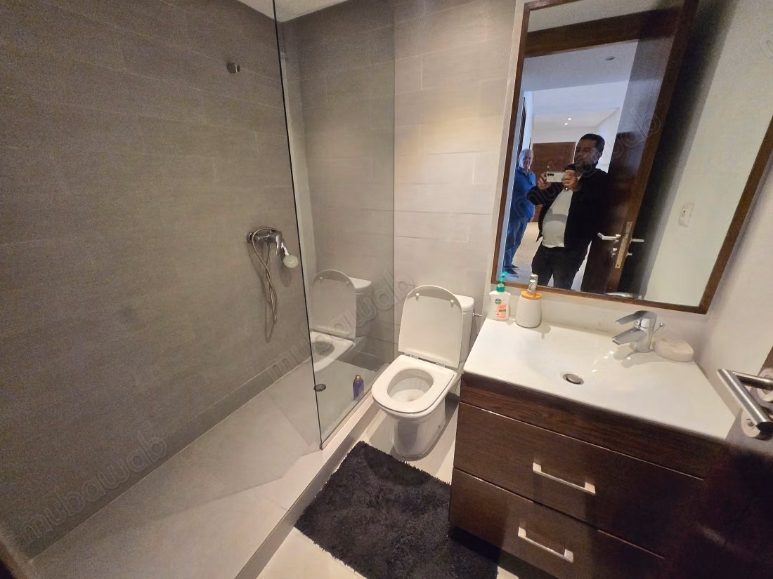 Appartement en location à Les princesses. 
Superficie 120 m². 
Meublé