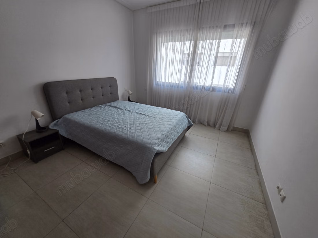 Appartement en location à Les princesses. 
Superficie 120 m². 
Meublé