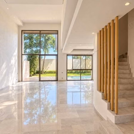 Villa à Louer de 296.0 m² à Dar Bouazza,
Tamaris1