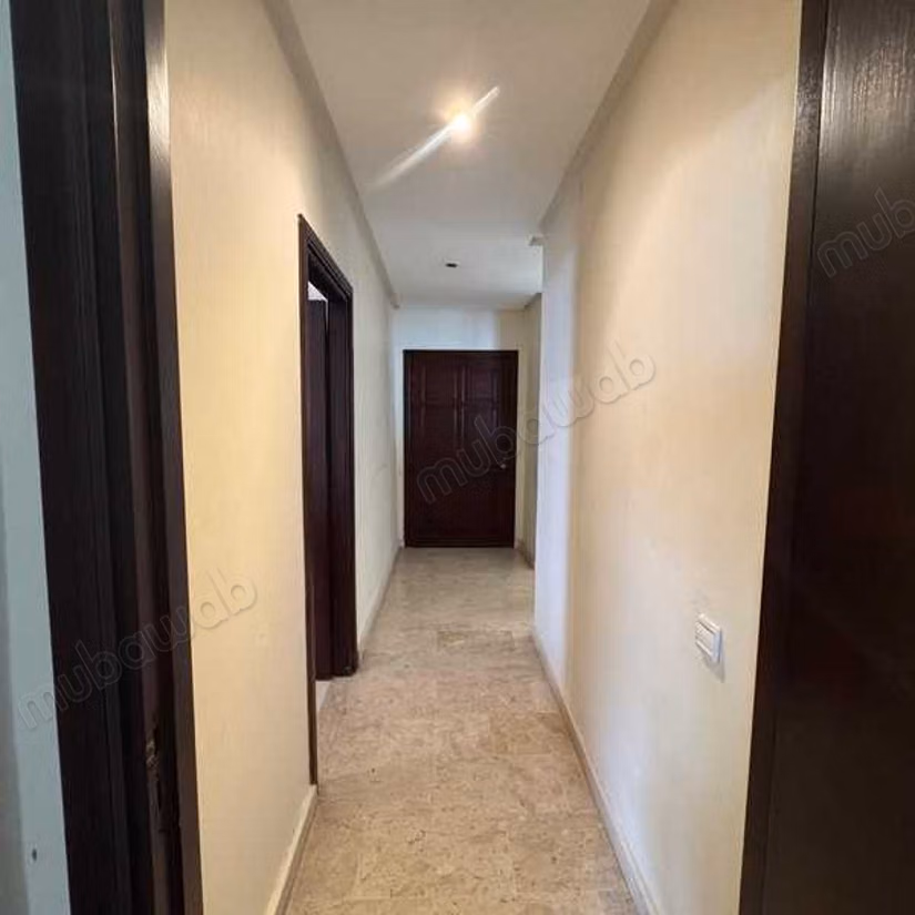 Appartement à Vendre de 100.0 m² à Casablanca, Belvedere Roches Noires