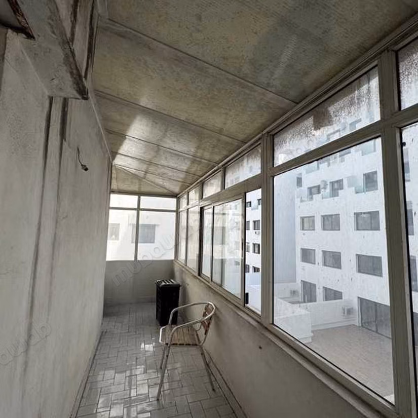 Appartement à Vendre de 100.0 m² à Casablanca, Belvedere Roches Noires