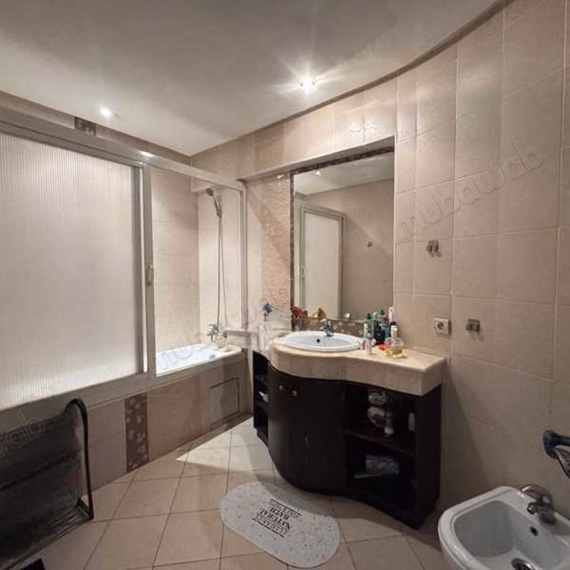 Appartement à Vendre de 100.0 m² à Casablanca, Belvedere Roches Noires