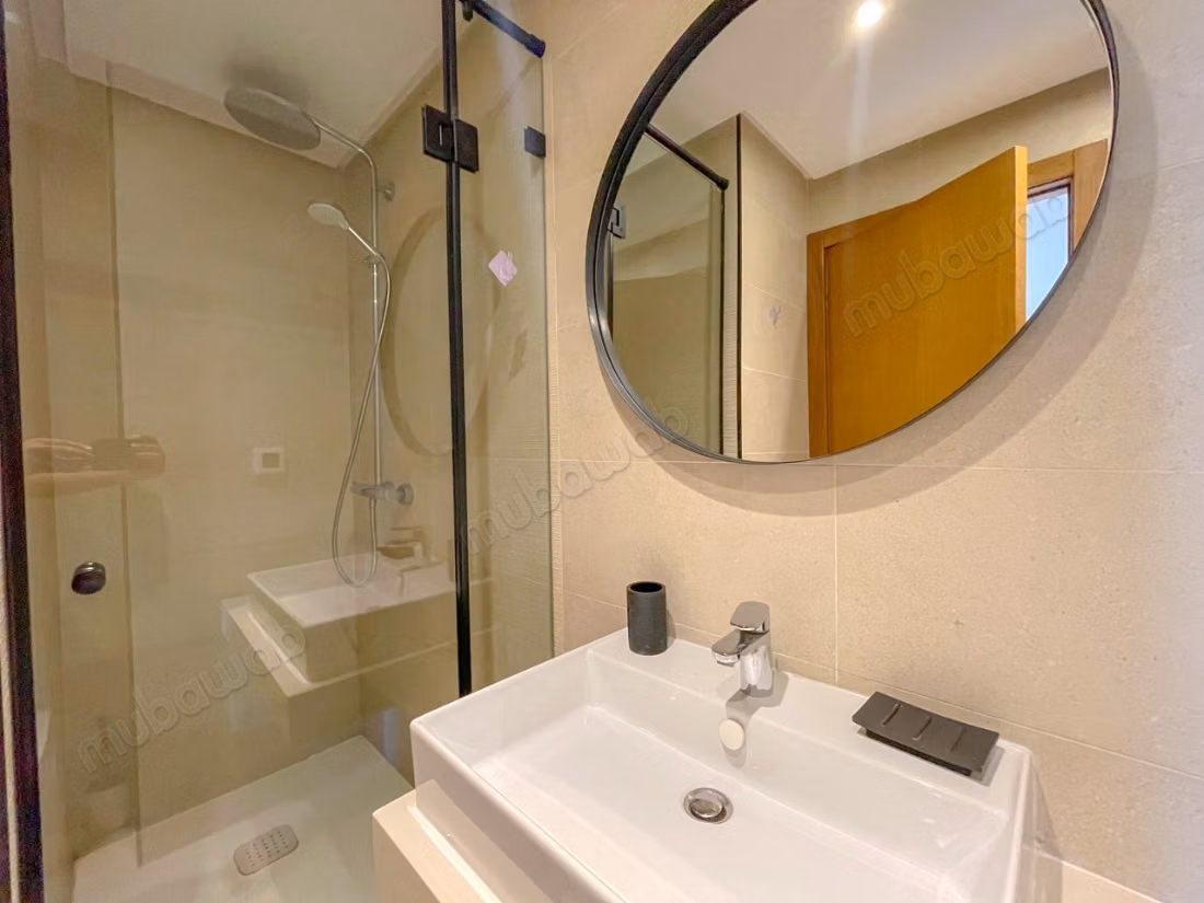 Bonito apartamento en alquiler en Gauthier. 2 habitaciones cómodas. Amueblado